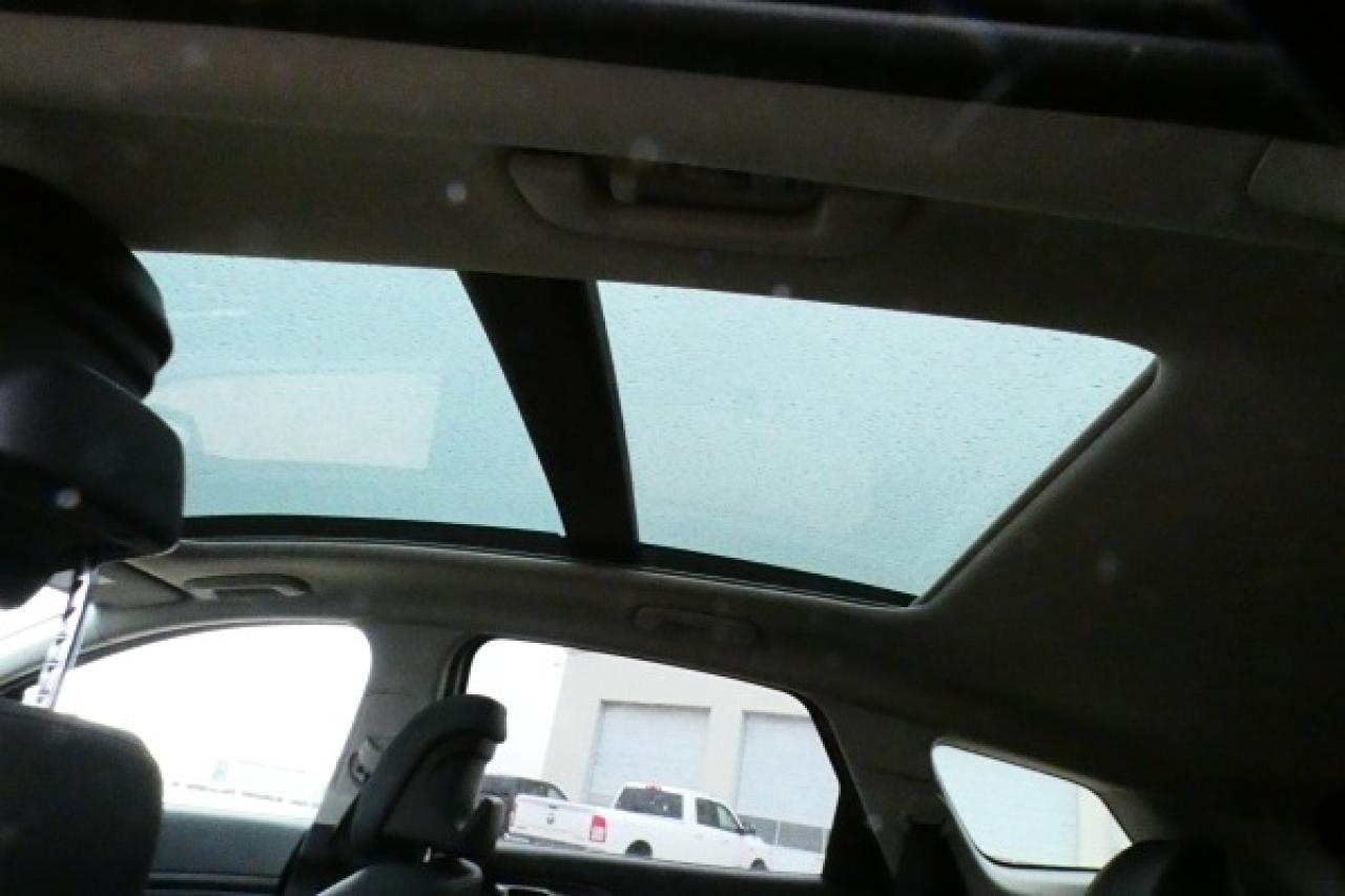 2024 Kia Sportage EX 4x w/Htd Leather, pano S/R, NAV, BUC - Photo #18