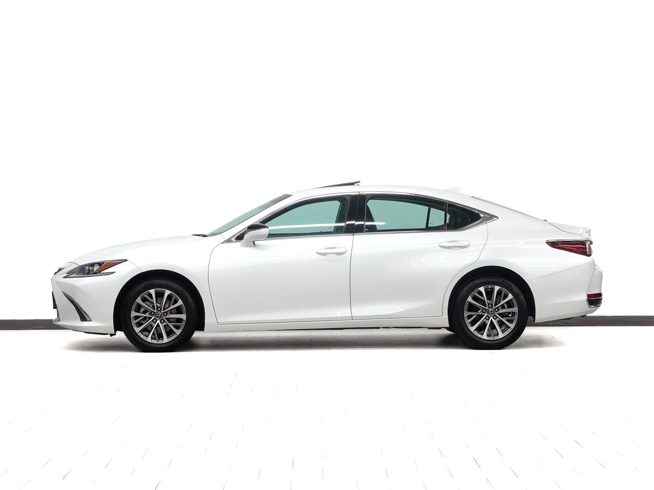 2022 Lexus ES 250 AWD | Leather | Sunroof | BSM | ACC | CarPlay Photo4
