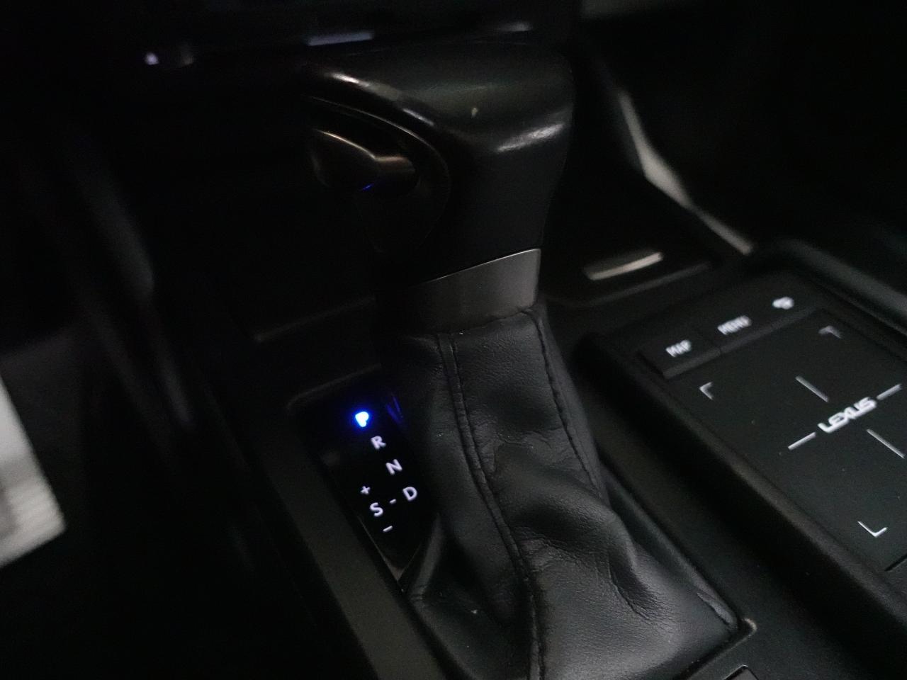 2022 Lexus ES 250 AWD | Leather | Sunroof | BSM | ACC | CarPlay