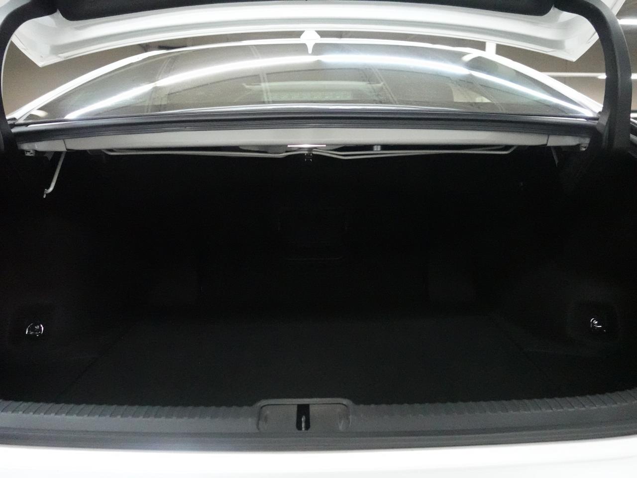 2022 Lexus ES 250 AWD | Leather | Sunroof | BSM | ACC | CarPlay