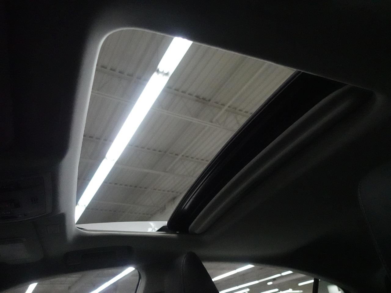 2022 Lexus ES 250 AWD | Leather | Sunroof | BSM | ACC | CarPlay Photo