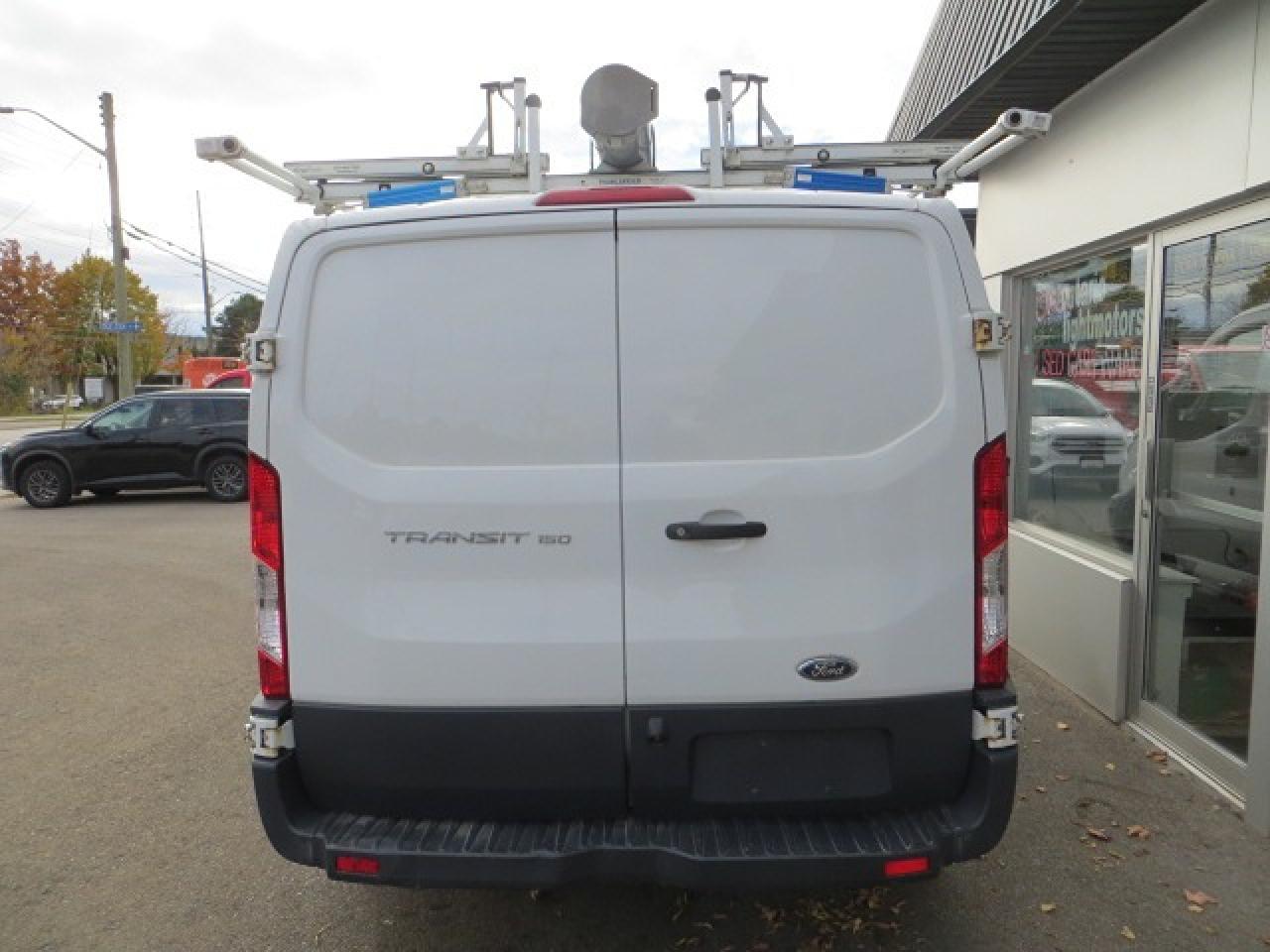 2018 Ford Transit CERTIFIED, 3.7L, dropdown ladder racks, SHELVES - Photo #6