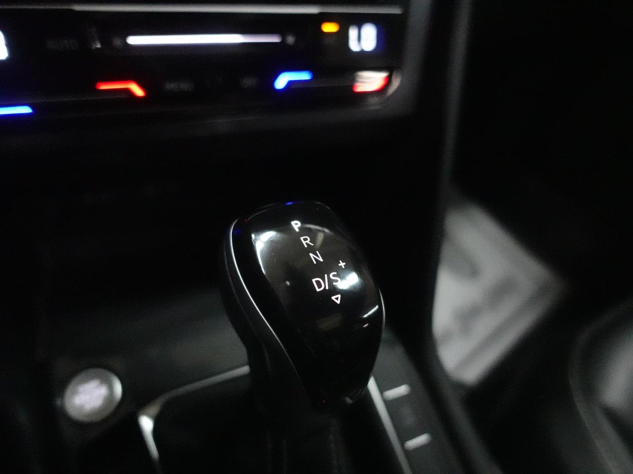 2022 Volkswagen Tiguan COMF R-LINE | AWD | BlkEdition | Leather | Sunroof