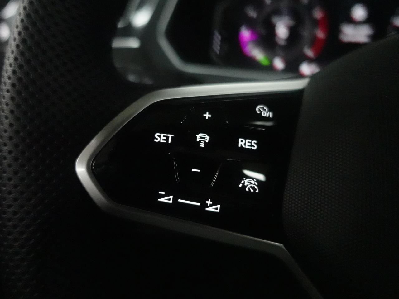 2022 Volkswagen Tiguan COMF R-LINE | AWD | BlkEdition | Leather | Sunroof