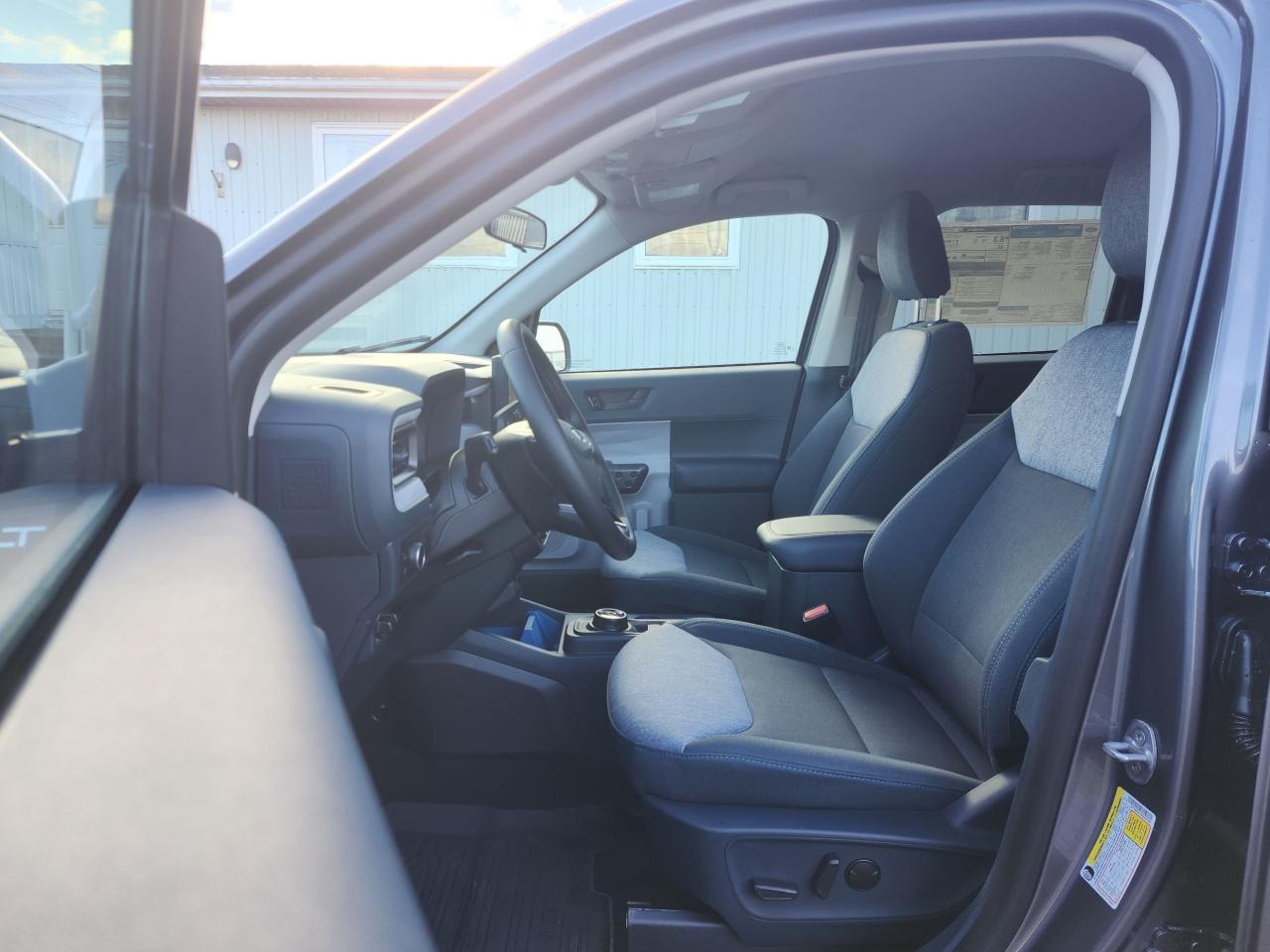 2025 Ford Maverick XLT AWD SuperCrew Photo5