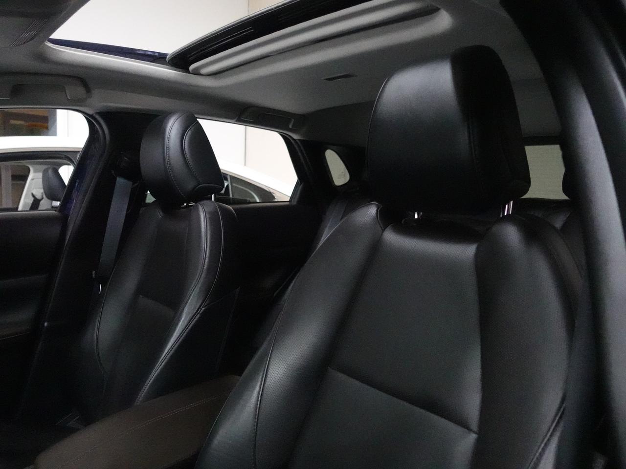 2021 Mazda CX-30 GT TURBO | AWD | Nav | Leather | Sunroof | CarPlay