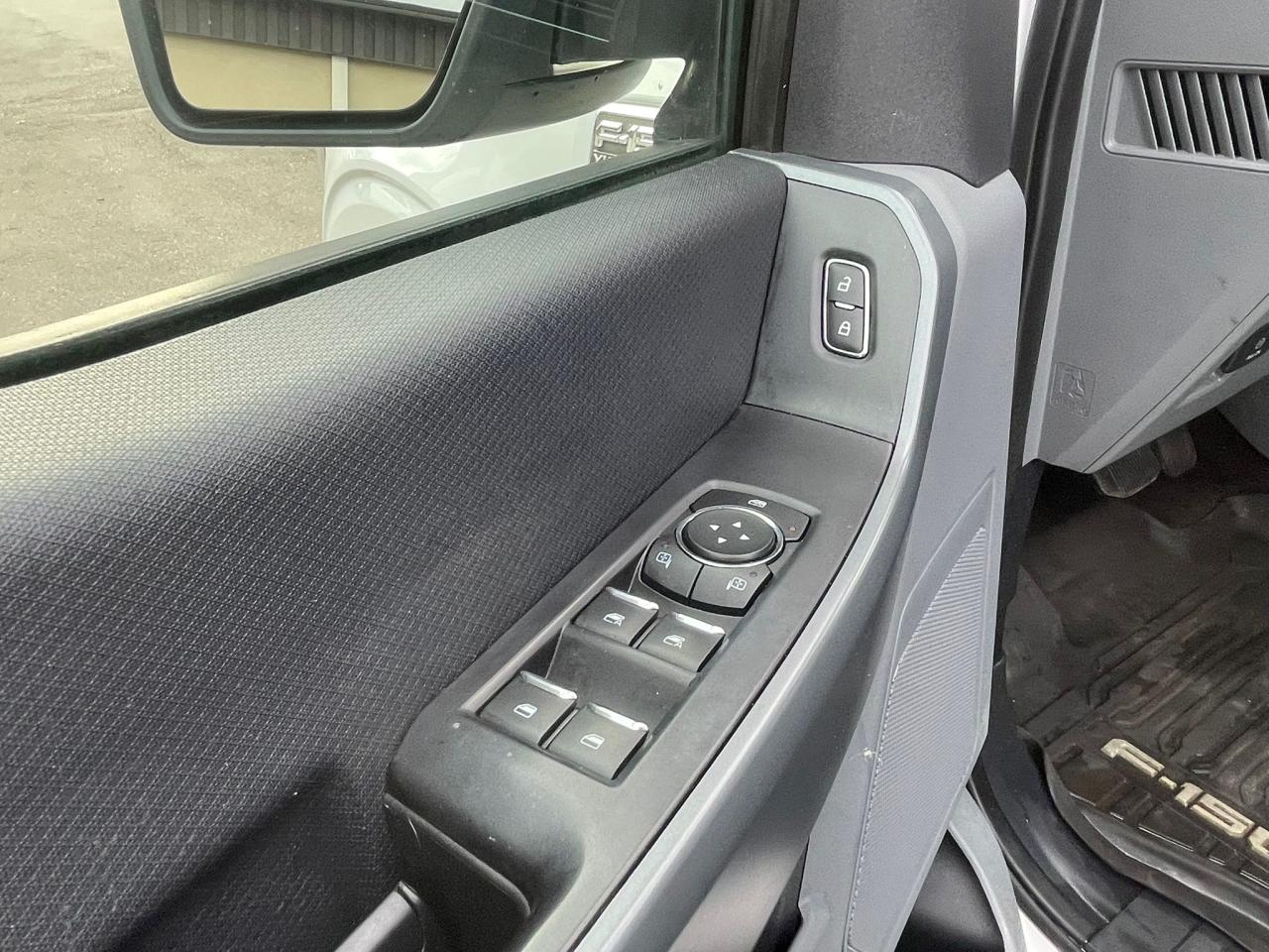 2021 Ford F-150 XLT 4WD SuperCrew 6.5' Box NEW TIRES NO ACCIDENT Photo