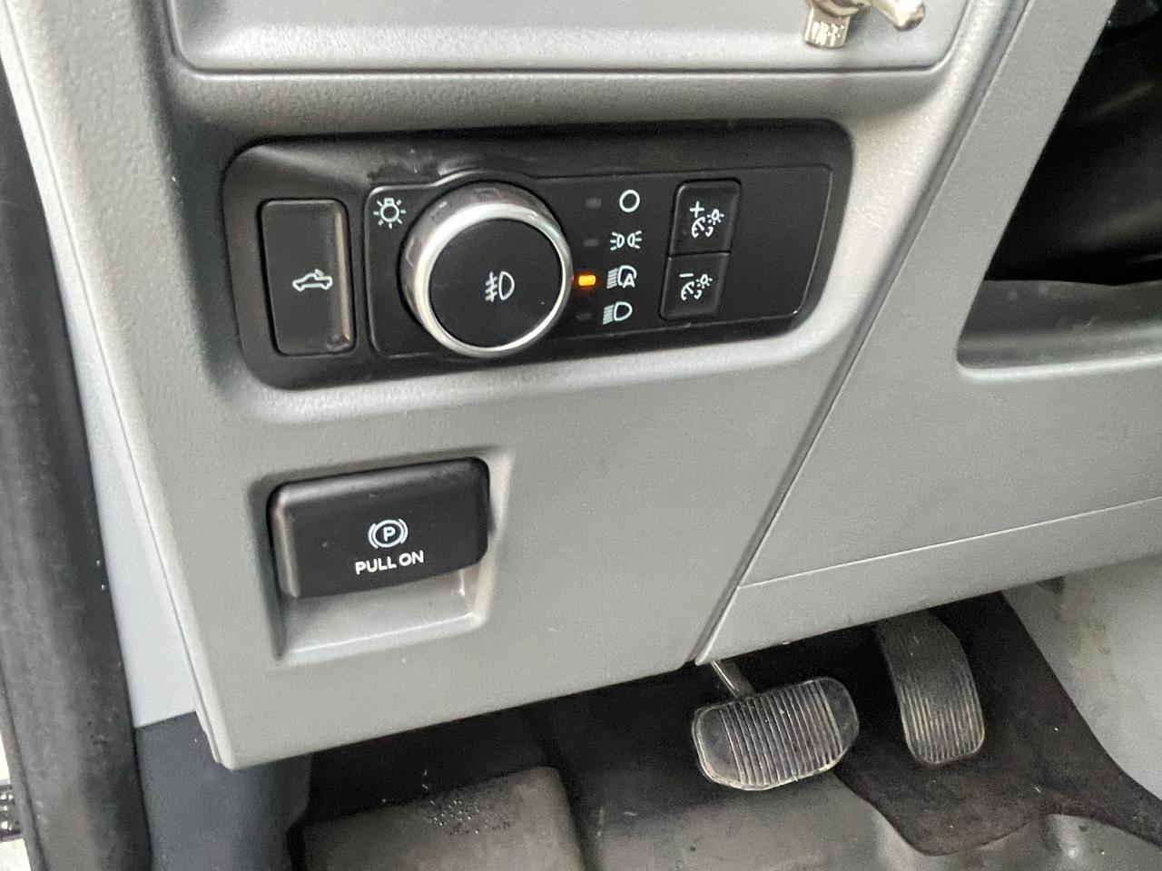 2021 Ford F-150 XLT 4WD SuperCrew 6.5' Box NEW TIRES NO ACCIDENT Photo