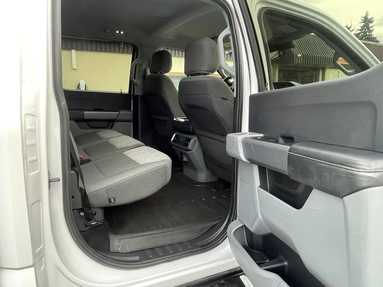 2021 Ford F-150 XLT 4WD SuperCrew 6.5' Box NEW TIRES NO ACCIDENT Photo