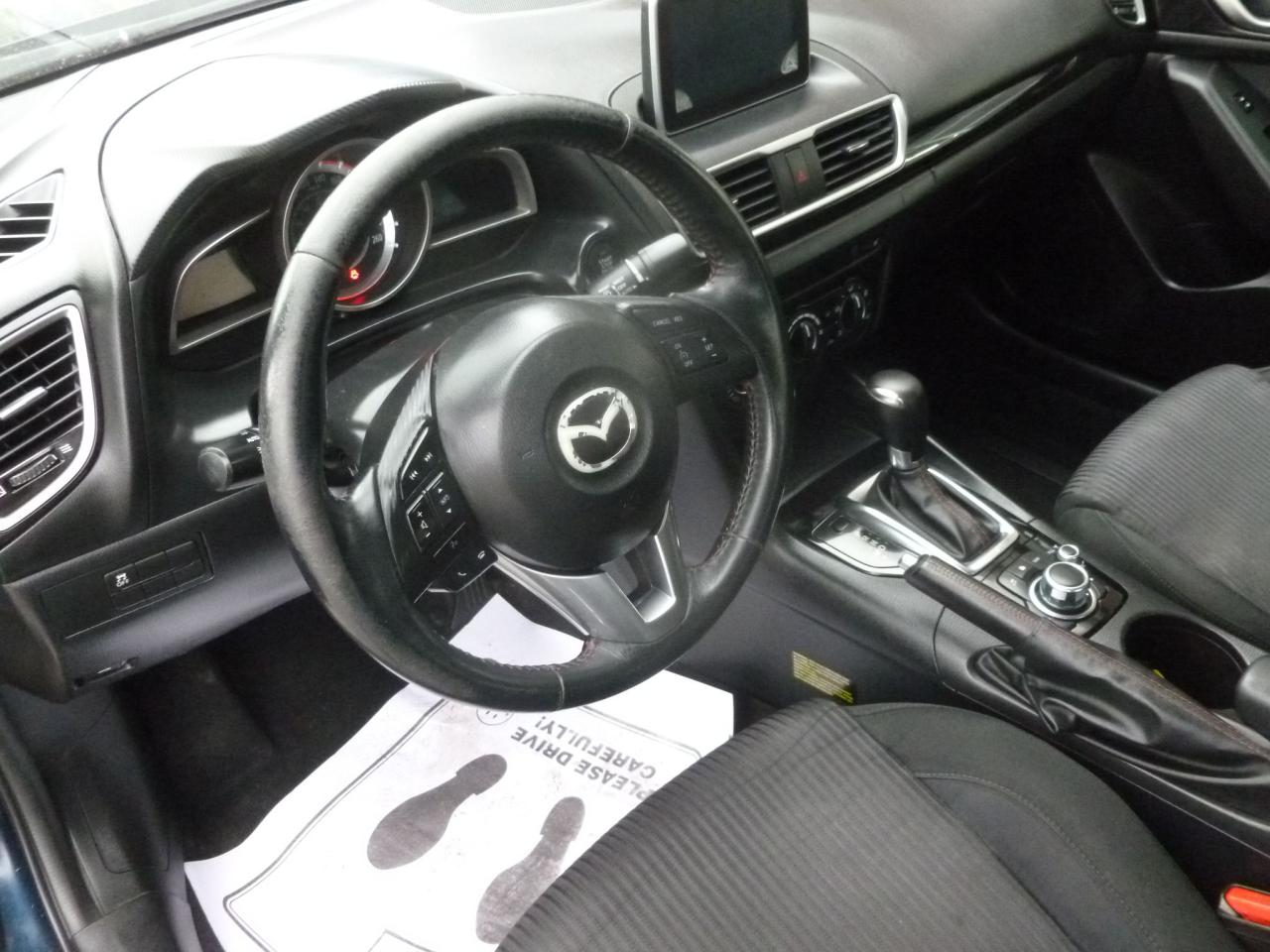 2015 Mazda MAZDA3 GS - Photo #6