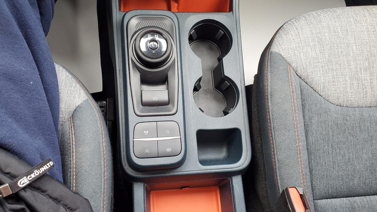 2022 Ford Maverick XLT-AWD-"NO TAX SALE-MAX $2000-LTD TIME ONLY" - Photo #15