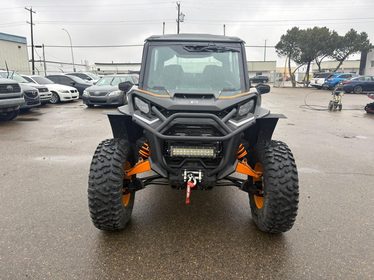 2022 Can-Am Commander MAX XT-P 1000 - Photo #2