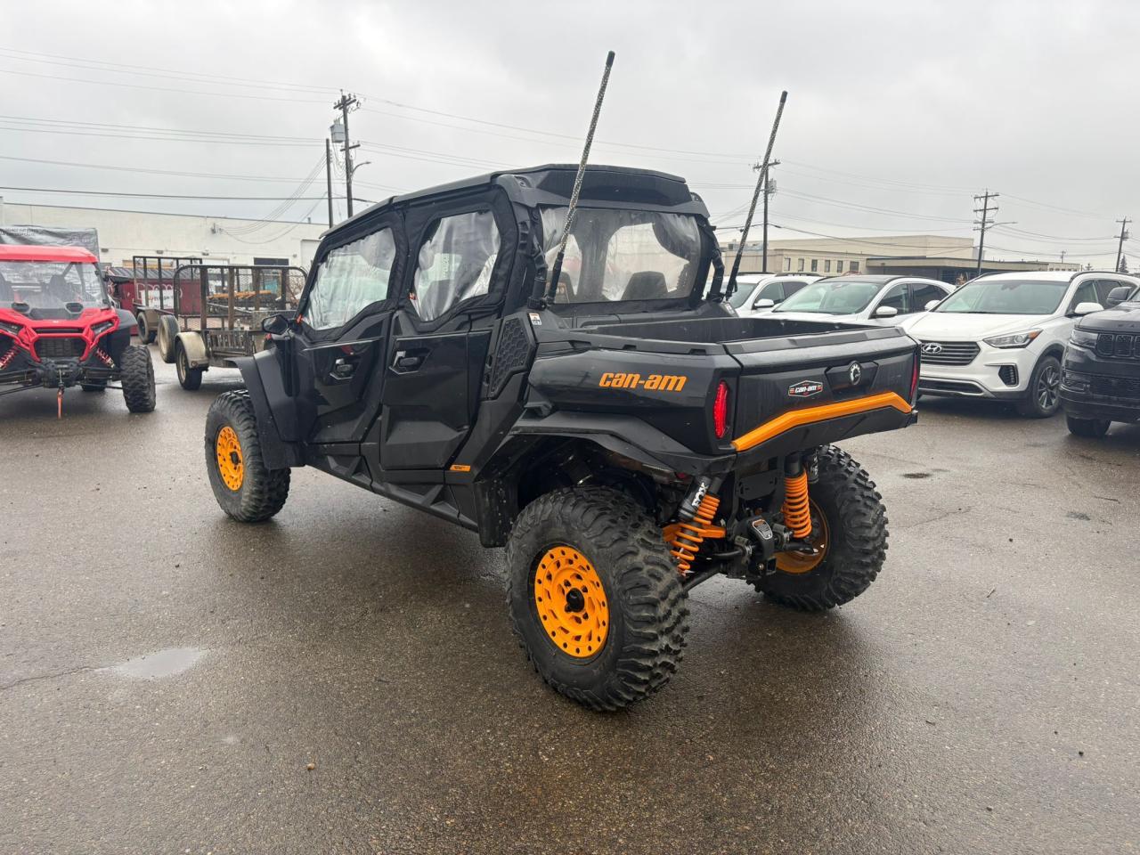 2022 Can-Am Commander MAX XT-P 1000 - Photo #7