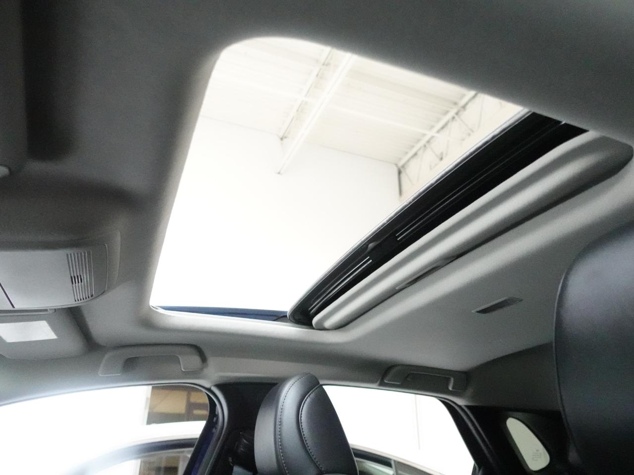 2023 Mazda CX-30 GT | AWD | HUD | Nav | Leather | Sunroof | CarPlay