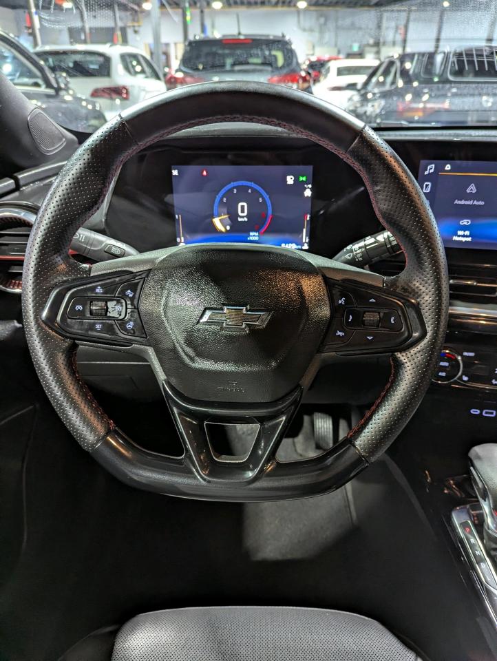 2025 Chevrolet Trax FWD 4dr 2RS Photo