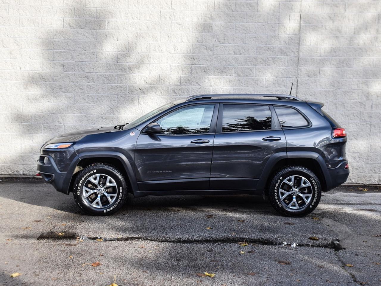 2016 Jeep Cherokee Trailhawk |TRAILHAWK|8.4NAV|TECH|COLDWEATHER|3.2V6|HITCH| Photo4