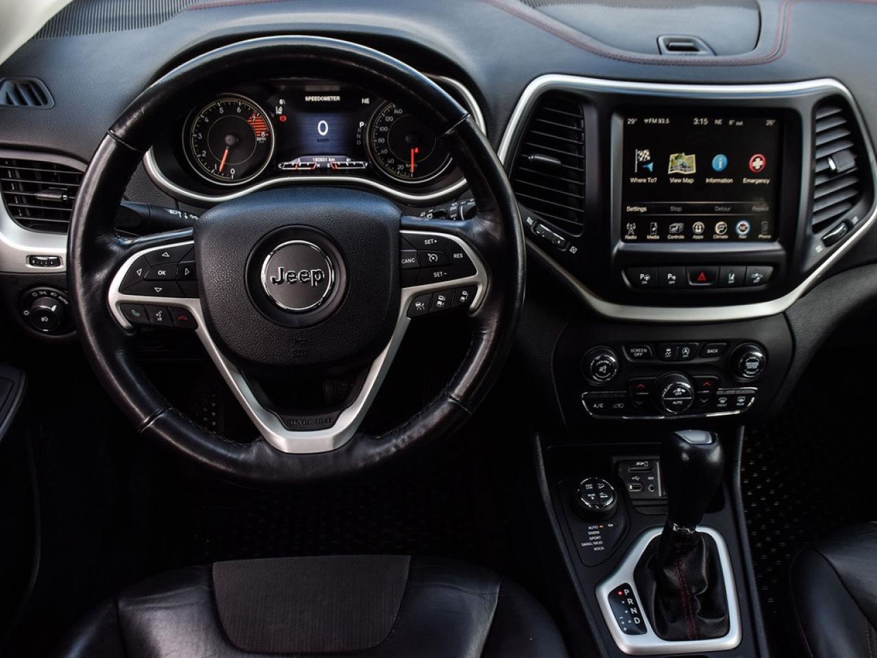 2016 Jeep Cherokee Trailhawk |TRAILHAWK|8.4NAV|TECH|COLDWEATHER|3.2V6|HITCH| Photo