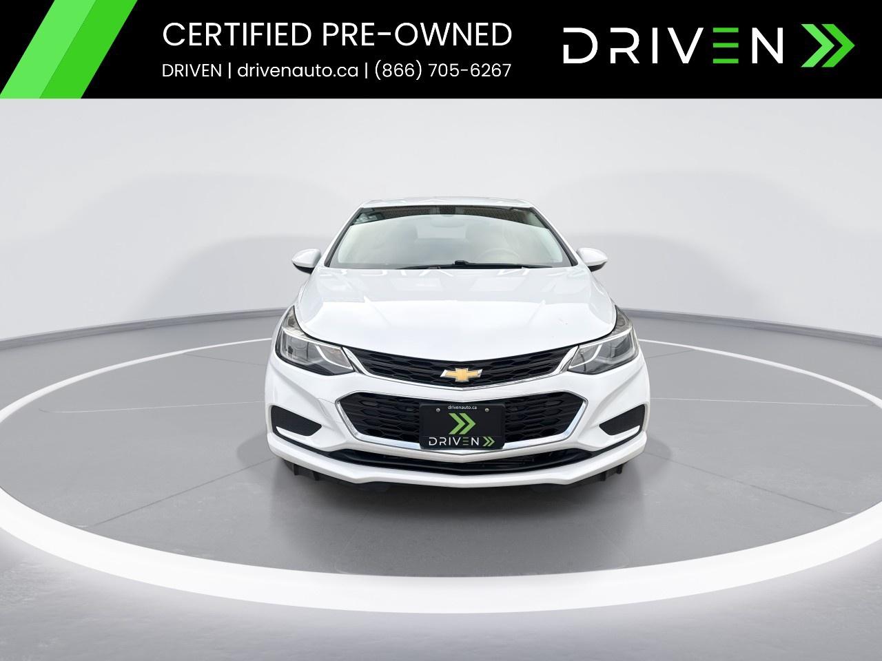 2017 Chevrolet Cruze Sedan LT (Automatic) Photo2