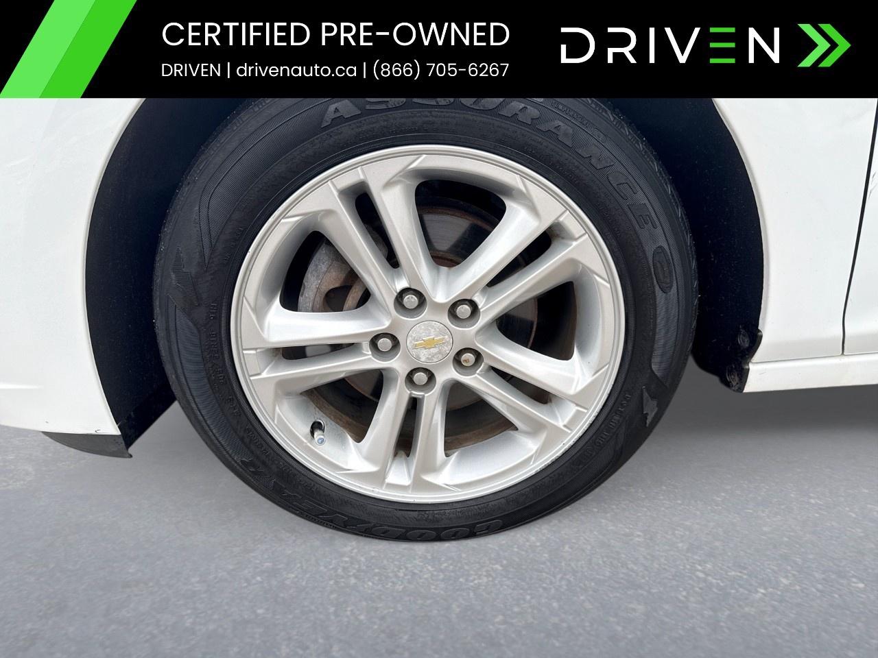 2017 Chevrolet Cruze Sedan LT (Automatic) Photo