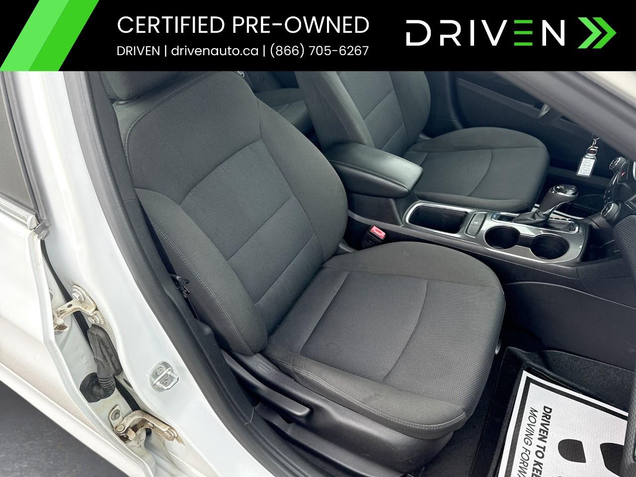 2017 Chevrolet Cruze Sedan LT (Automatic) Photo