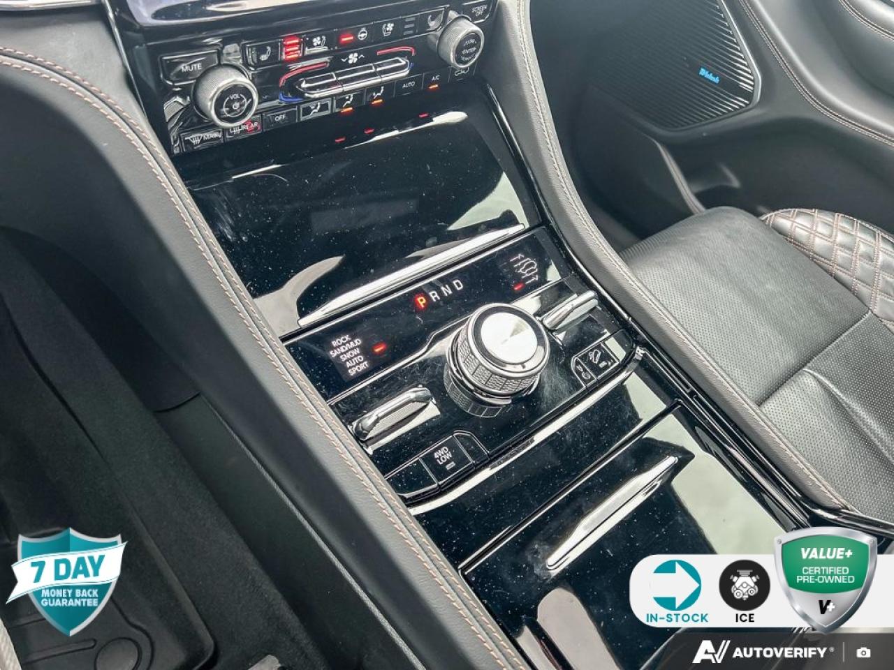 2023 Jeep Grand Cherokee Summit SUMMIT RESERVE LEATHER AWD CERTIFIED Photo