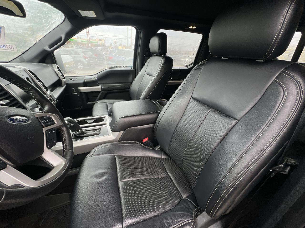 2019 Ford F-150 Lariat 4X4, MOONROOF, HEATED LEATHER SEATS, HEATED STEERING WHEEL, POWER TRUNKGATE, NAV, BACK UP CAM!! Photo