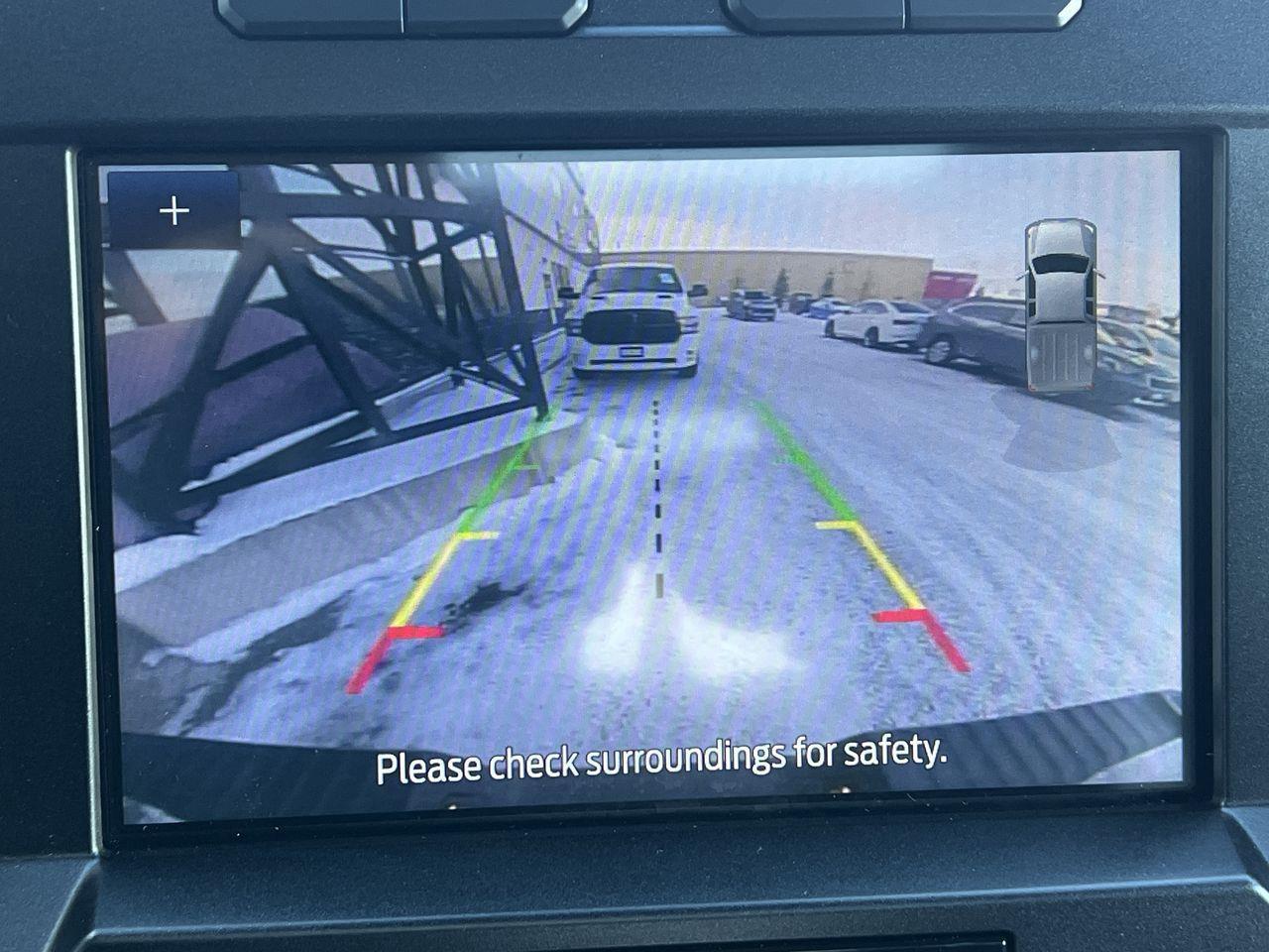 2019 Ford F-150 Lariat 4X4, MOONROOF, HEATED LEATHER SEATS, HEATED STEERING WHEEL, POWER TRUNKGATE, NAV, BACK UP CAM!! Photo