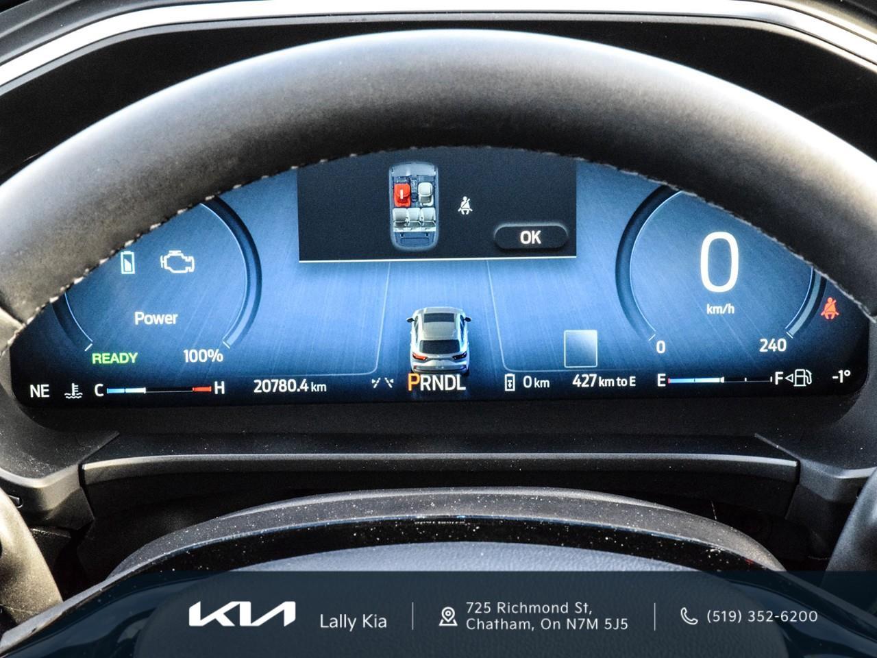 2024 Ford Escape PHEV New Arrival | Prem. Package | Trailer Tow Package | Clean CarFax | Low KMs Photo