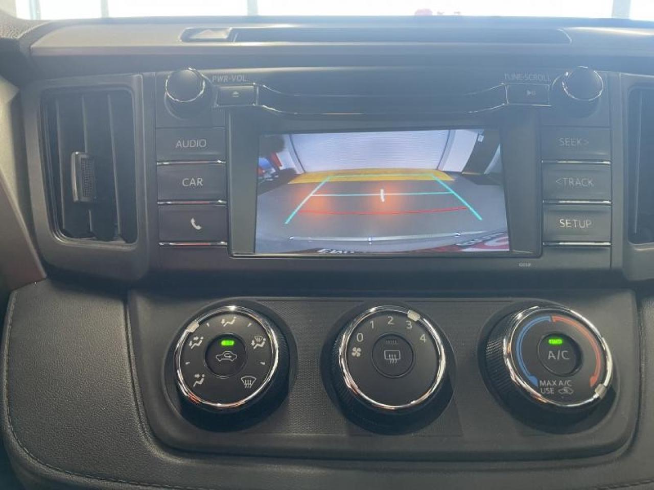 2018 Toyota RAV4 LE - BLUETOOTH - BACKUP CAMERA - KEYLESS ENTRY Photo