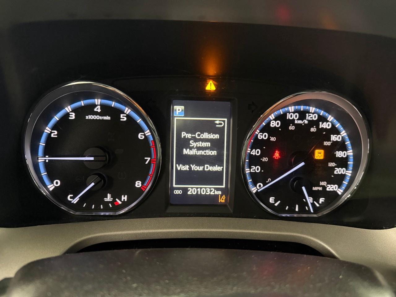 2018 Toyota RAV4 LE - BLUETOOTH - BACKUP CAMERA - KEYLESS ENTRY Photo