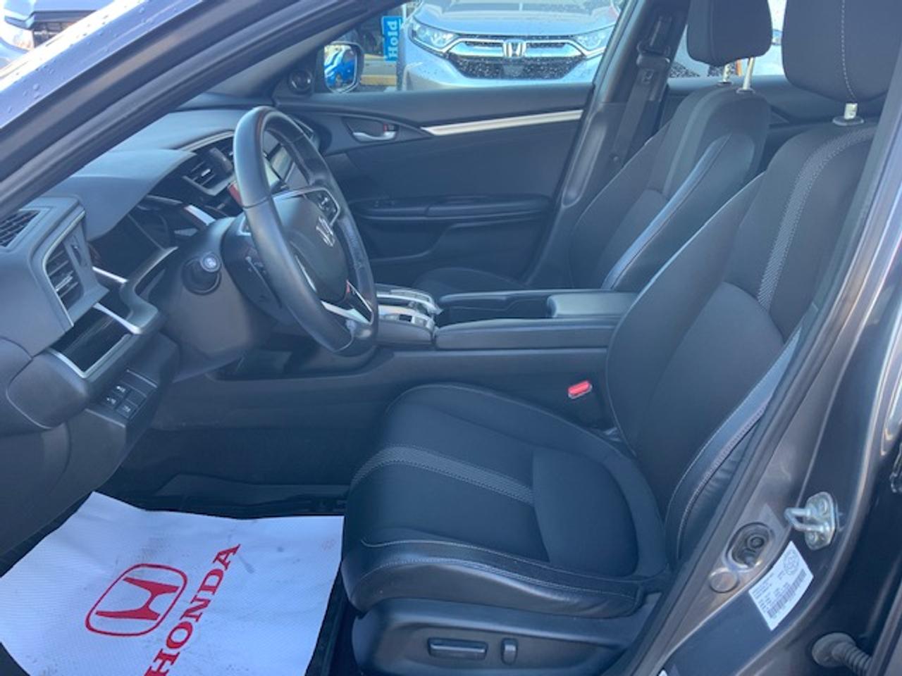 2019 Honda Civic Sport Photo