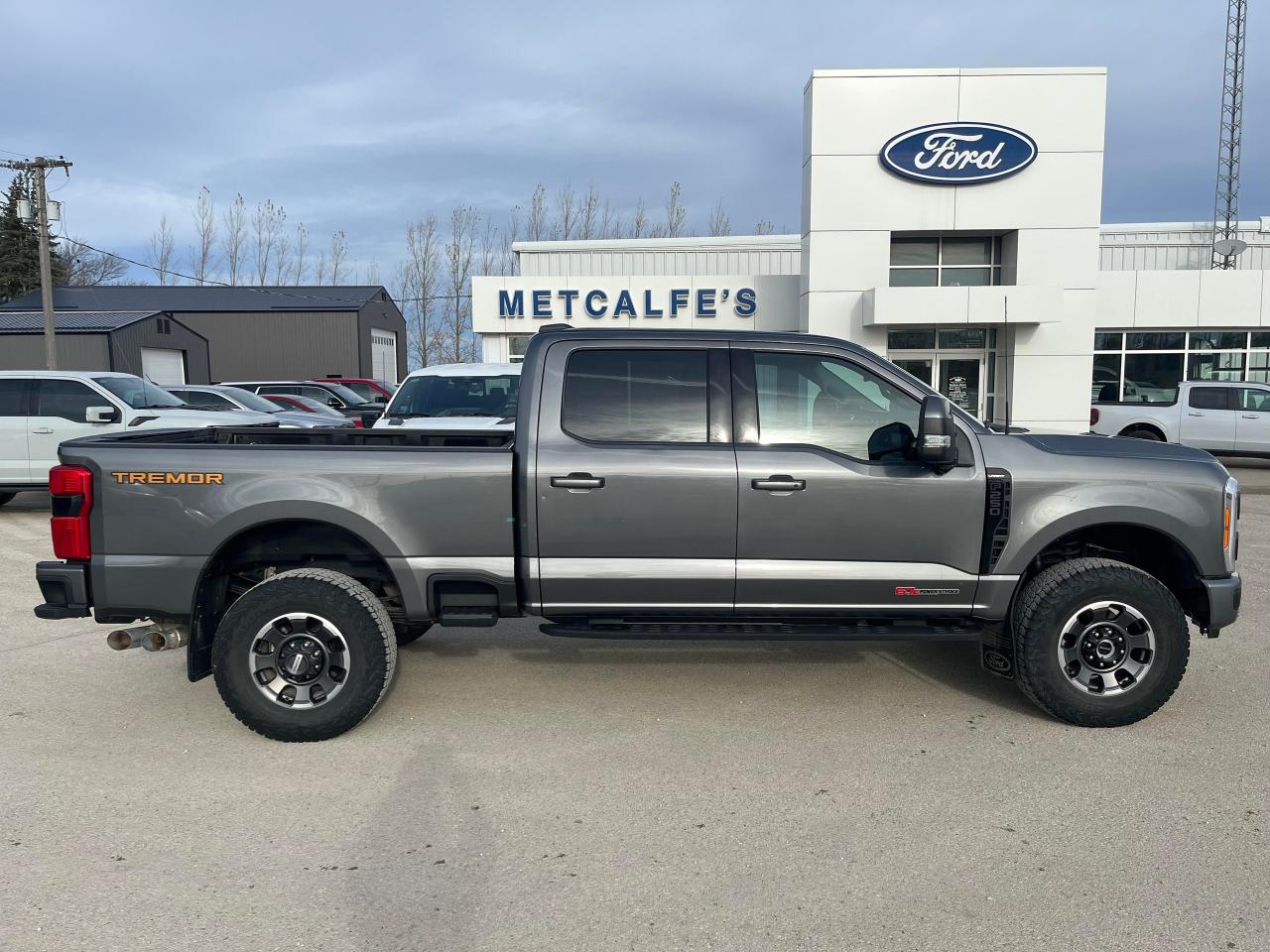 Used 2023 Ford F-250 Super Duty SRW LARIAT 4WD CREW CAB 6.75' BOX for sale in Treherne, MB