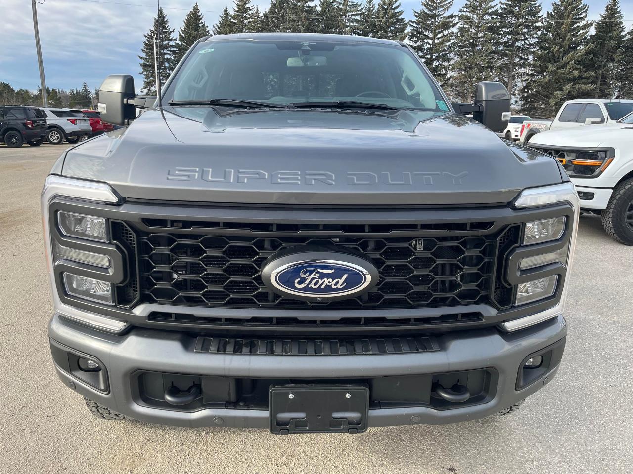 2023 Ford F-250 Super Duty SRW LARIAT 4WD CREW CAB 6.75' BOX Photo