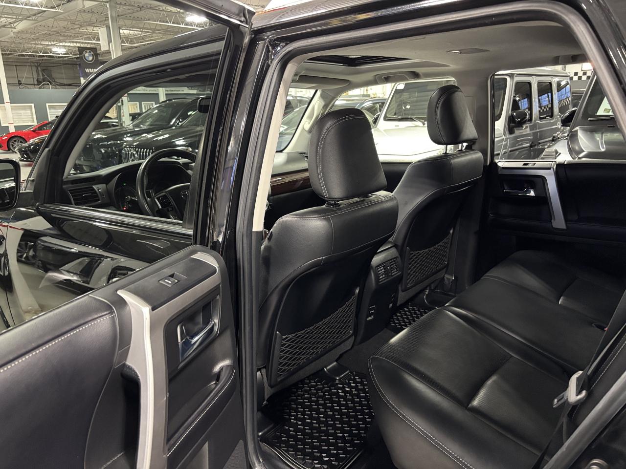 2017 Toyota 4Runner LIMITED SR5|V6|4WD|NAV|WOOD|SUNROOF|LEATHER|CAMERA - Photo #6