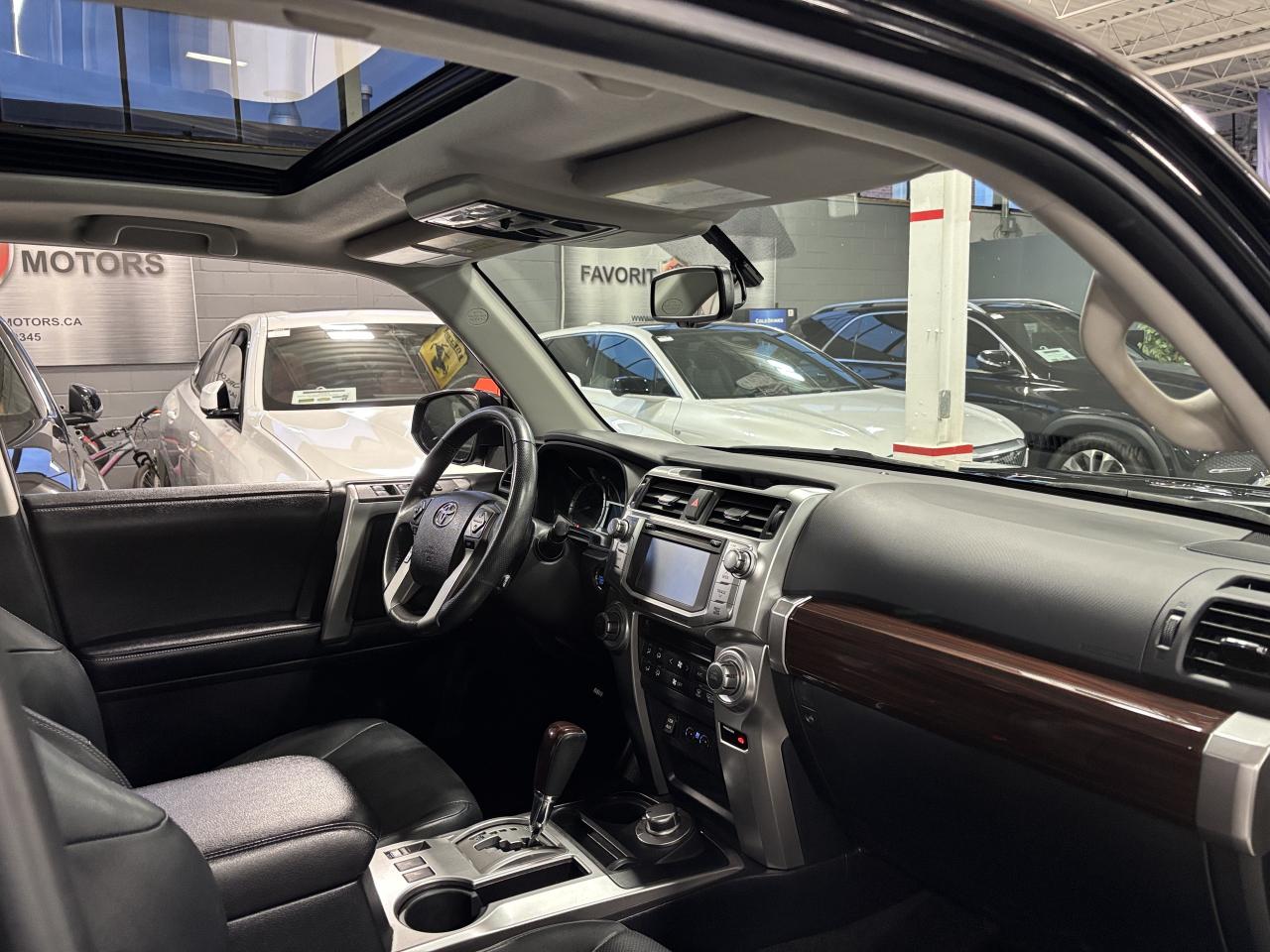 2017 Toyota 4Runner LIMITED SR5|V6|4WD|NAV|WOOD|SUNROOF|LEATHER|CAMERA - Photo #11