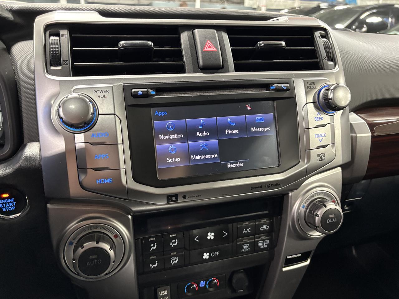 2017 Toyota 4Runner LIMITED SR5|V6|4WD|NAV|WOOD|SUNROOF|LEATHER|CAMERA - Photo #17