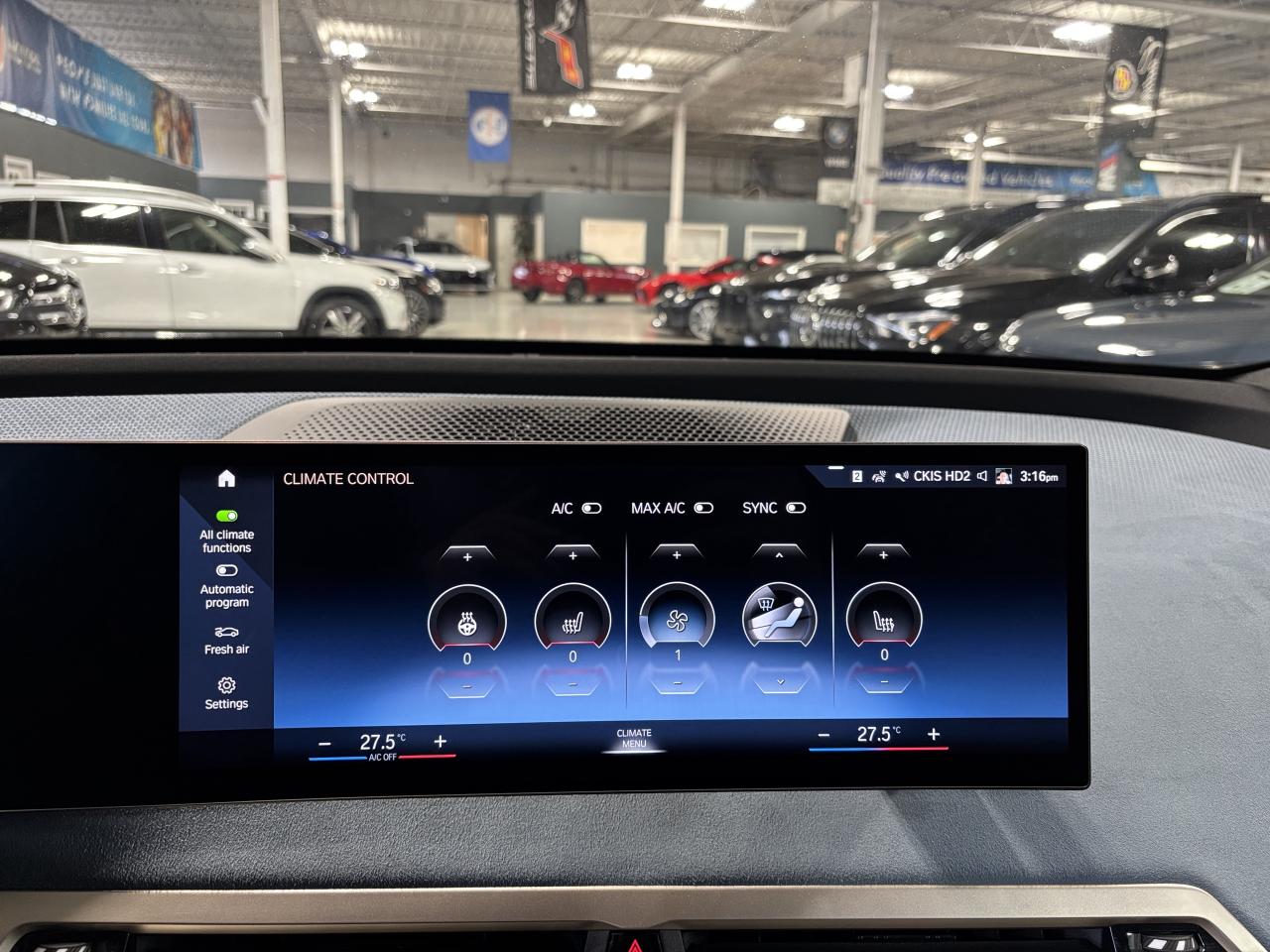 2023 BMW iX xDrive40|AWD|BLUESUEDEINTERIOR|FRONTPPF|MASSAGE|+ - Photo #30