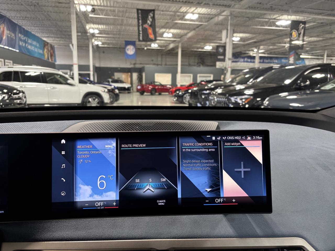 2023 BMW iX xDrive40|AWD|BLUESUEDEINTERIOR|FRONTPPF|MASSAGE|+ - Photo #29