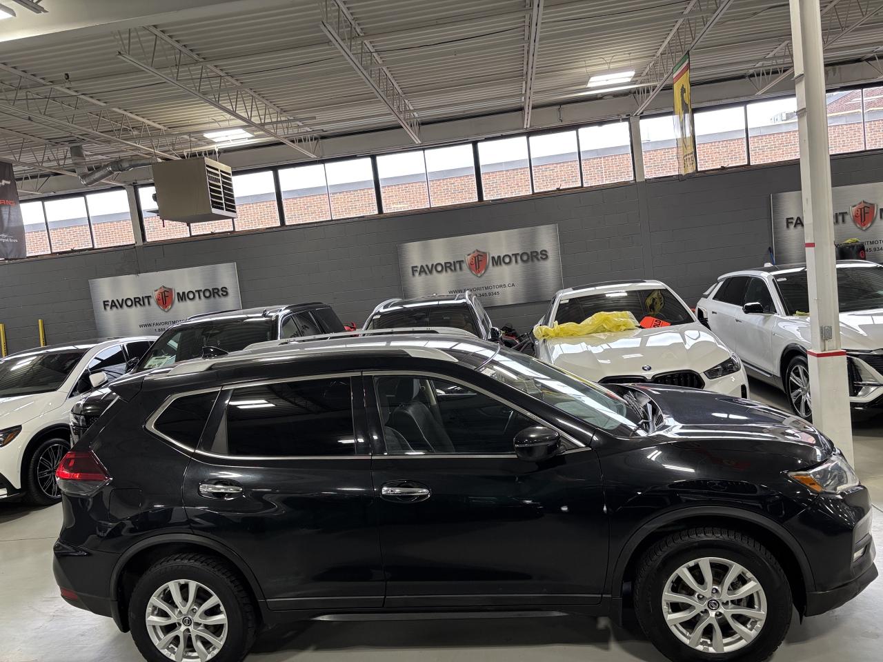 2018 Nissan Rogue SV AWD|ALLOYS|HEATEDSEATS|BACKUPCAM|SPORTMODE|ECO| Photo2