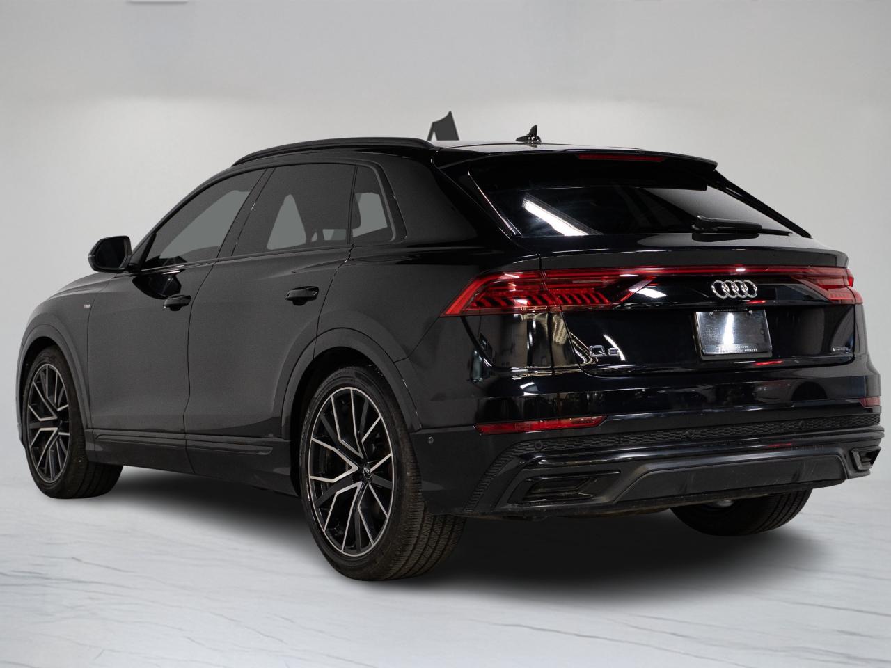 2020 Audi Q8 TECHNIK | S-LINE | BLACK OPTICS | 22 IN Photo4