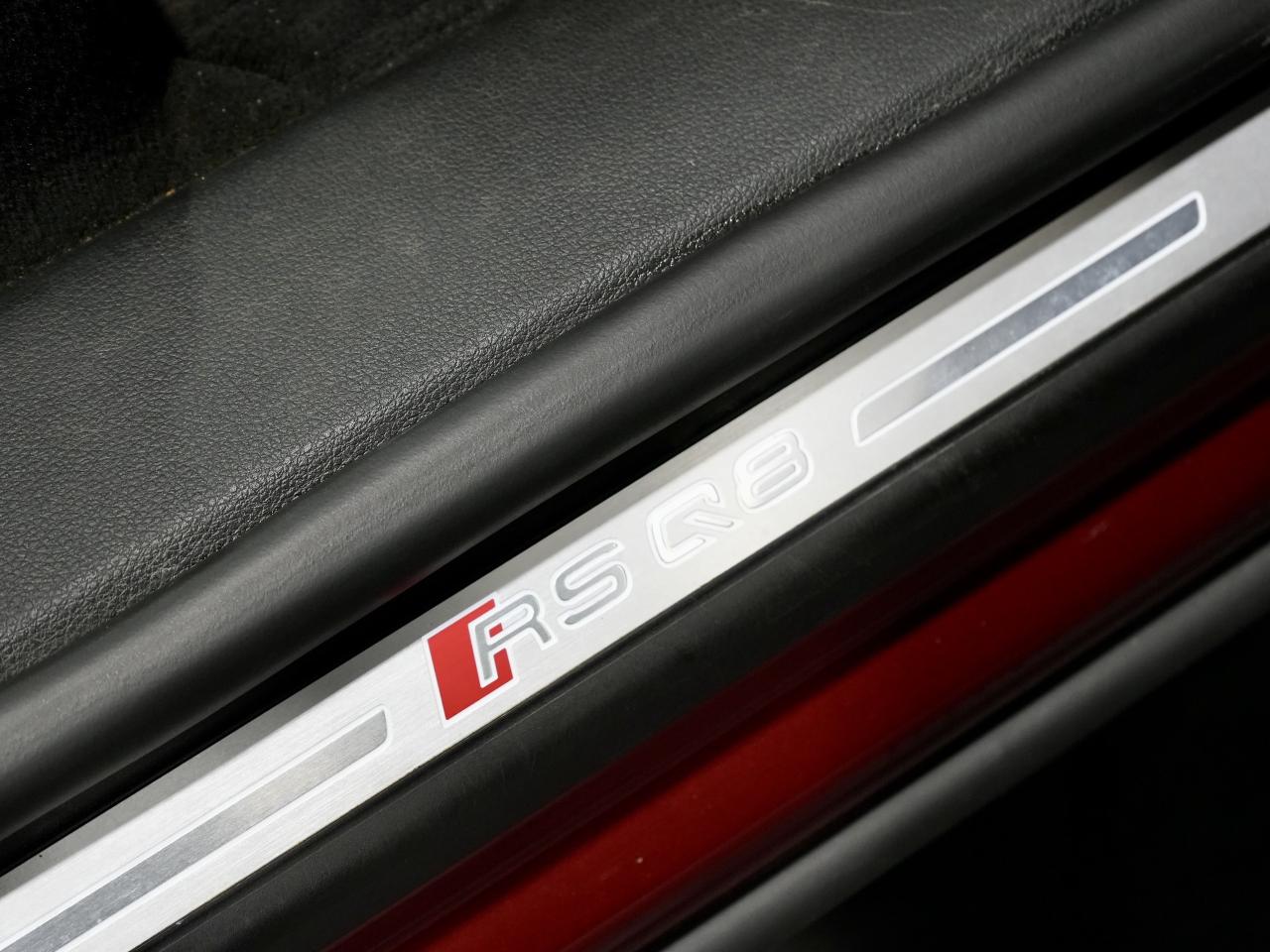 2023 Audi RS 4 Q8 PANO/360 CAM/B&O/HUD/23 IN RIM/NO ACCIDENT/1OWNER Photo