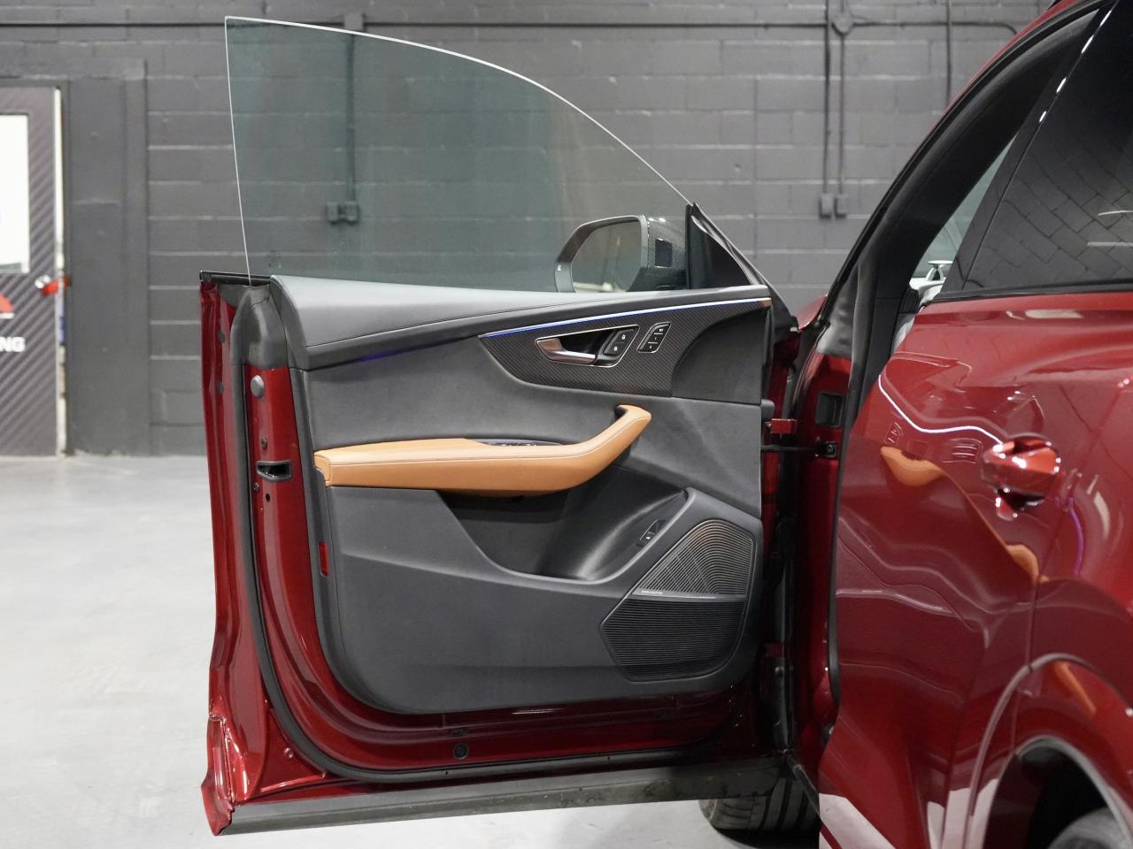 2023 Audi RS 4 Q8 PANO/360 CAM/B&O/HUD/23 IN RIM/NO ACCIDENT/1OWNER Photo