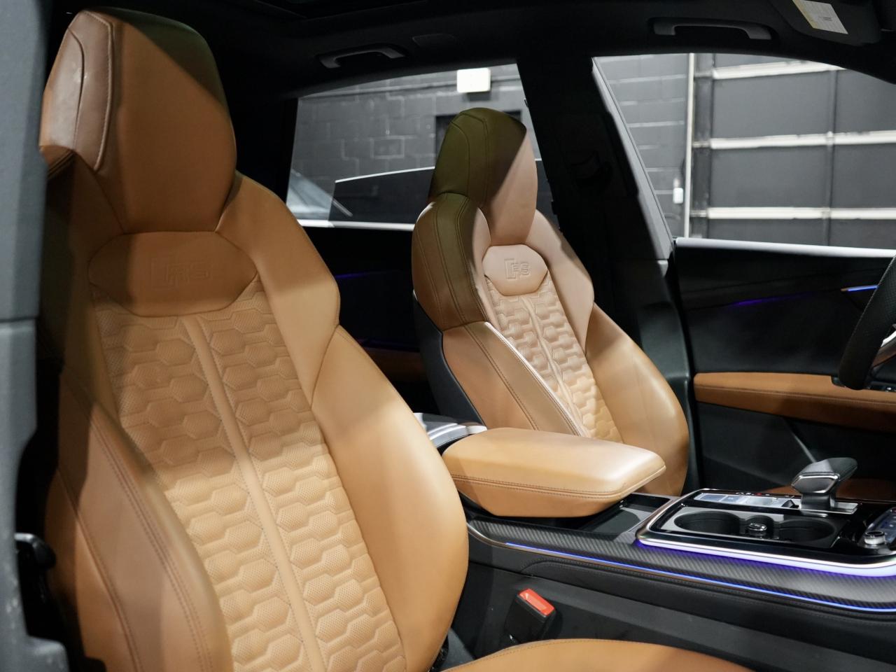 2023 Audi RS 4 Q8 PANO/360 CAM/B&O/HUD/23 IN RIM/NO ACCIDENT/1OWNER Photo