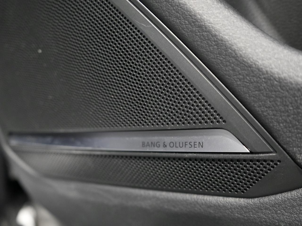 2022 Audi RS 7 ROOF/HUD/B&O/22 IN RIM/360 CAM/DRIVE ASSIST/1OWNER Photo