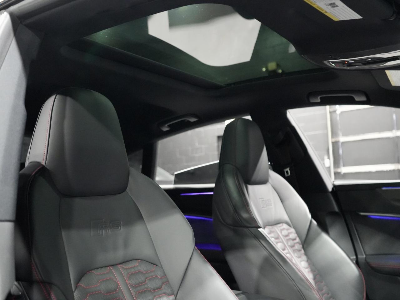 2022 Audi RS 7 ROOF/HUD/B&O/22 IN RIM/360 CAM/DRIVE ASSIST/1OWNER Photo