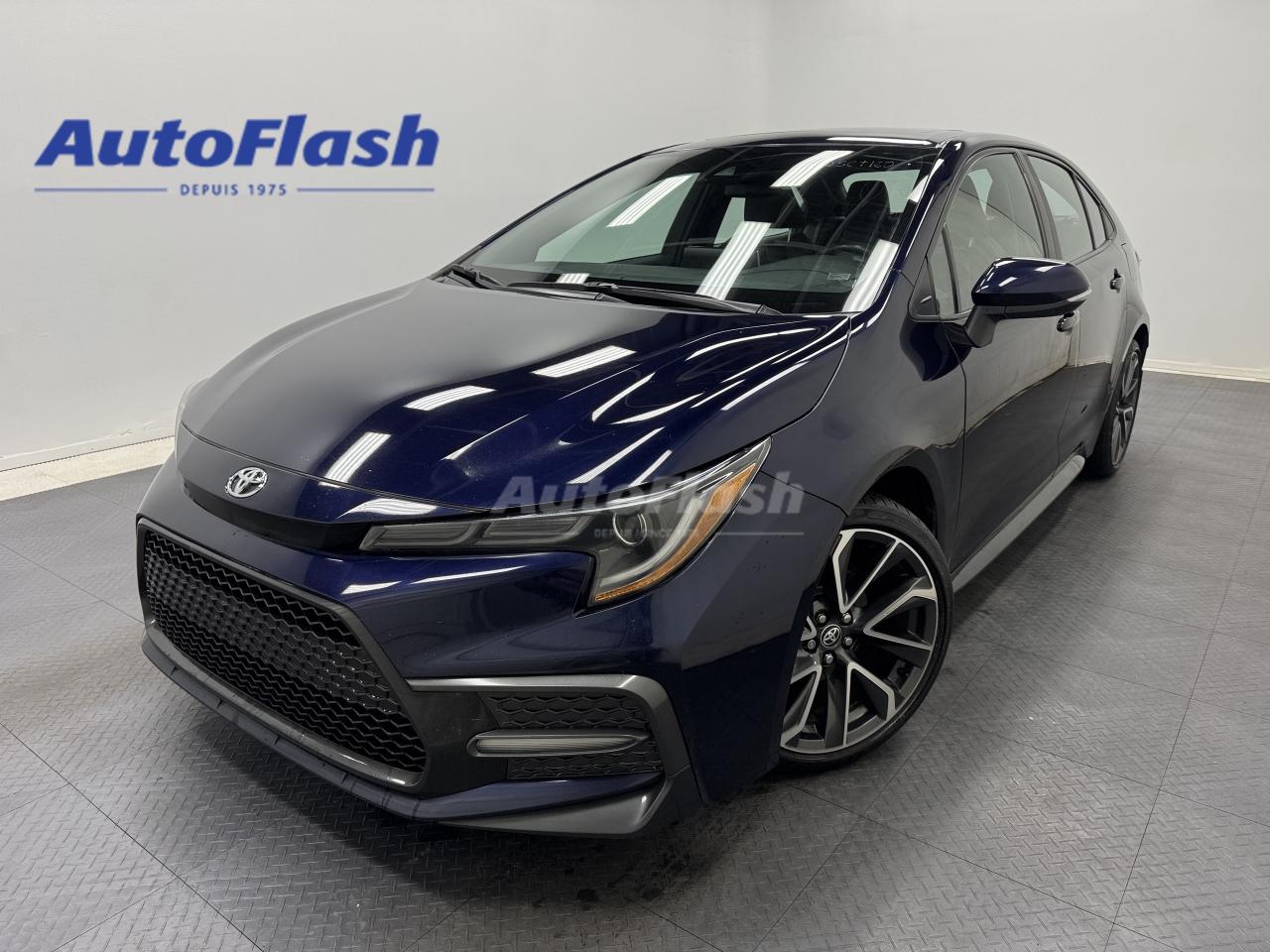 Used 2020 Toyota Corolla XSE, CARPLAY, CAMERA, CUIR, TOIT OUVRANT for sale in Saint-Hubert, QC