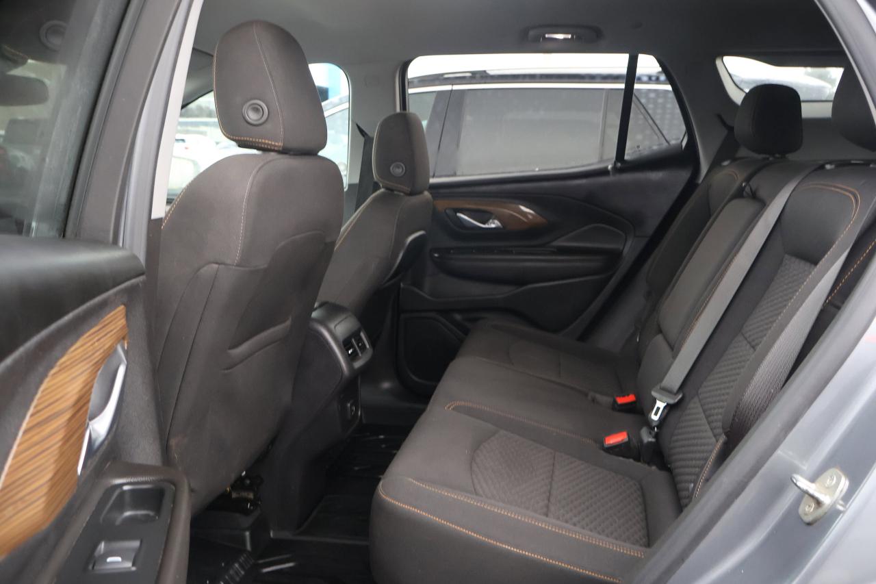 2021 GMC Terrain SLE Photo