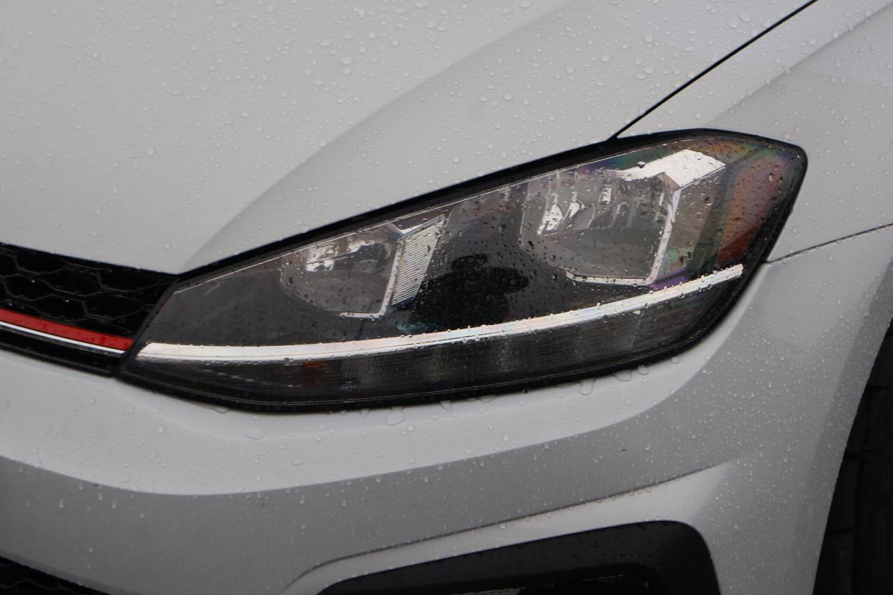 2019 Volkswagen Golf GTI Photo