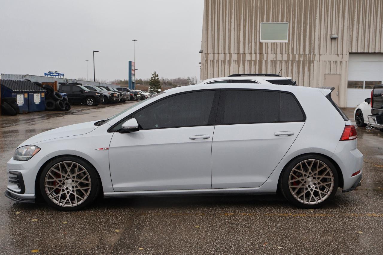 2019 Volkswagen Golf GTI Photo