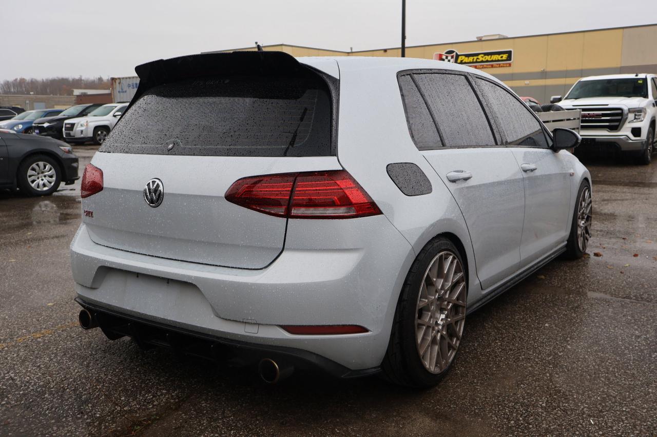 2019 Volkswagen Golf GTI Photo